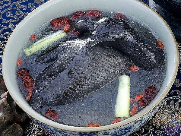 烏雞湯的功效
